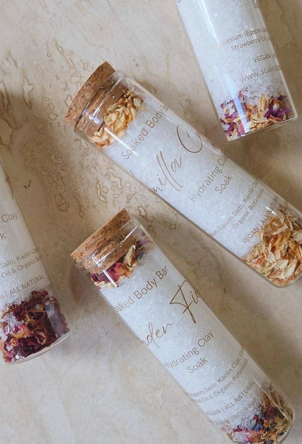 Hydrating Clay Soak: Strawberry Sundae