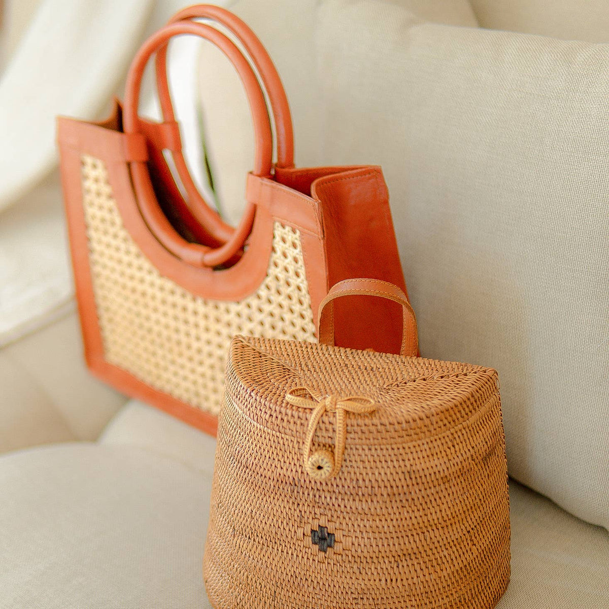 Sunkiss Handbag – Handwoven Rattan & Leather Tote with Round Handle: Black