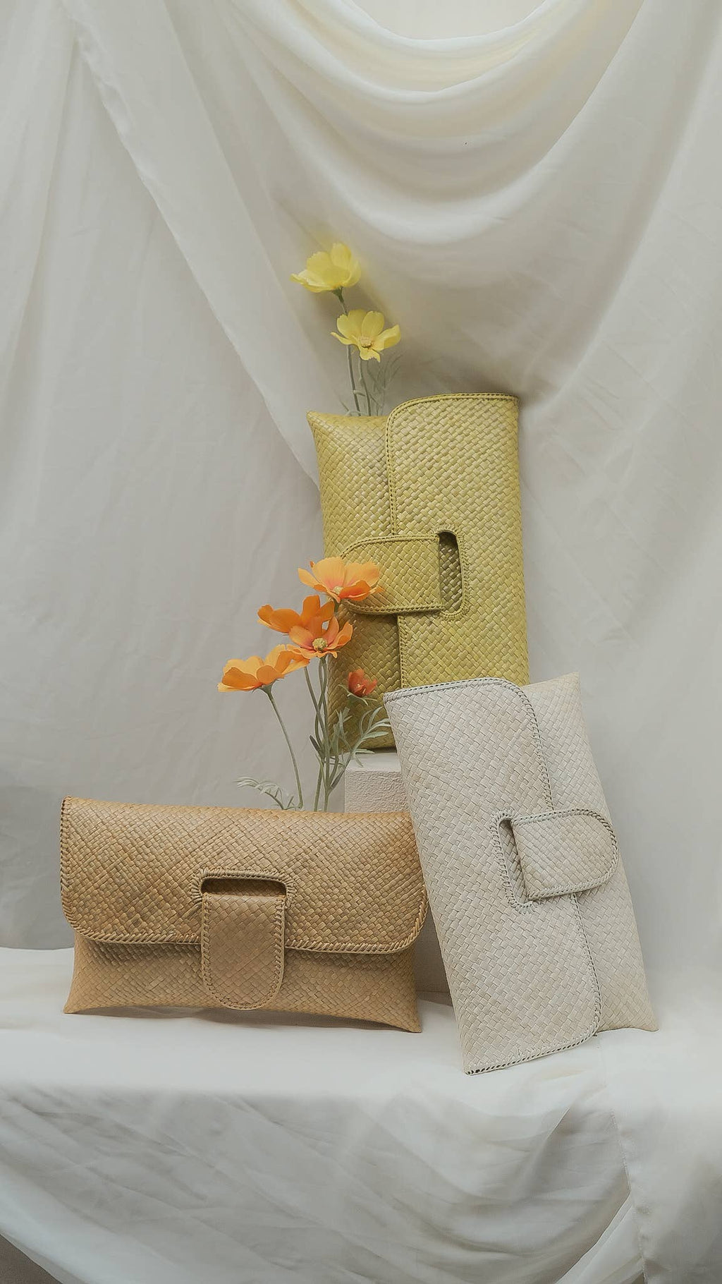 Kaya Envelope Clutch: Off-White