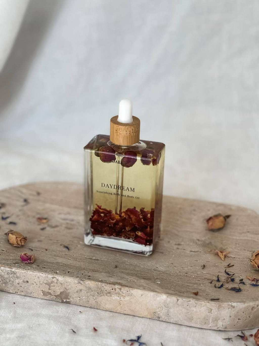Nourishing Bath and Body Oils 100mls: Daydream