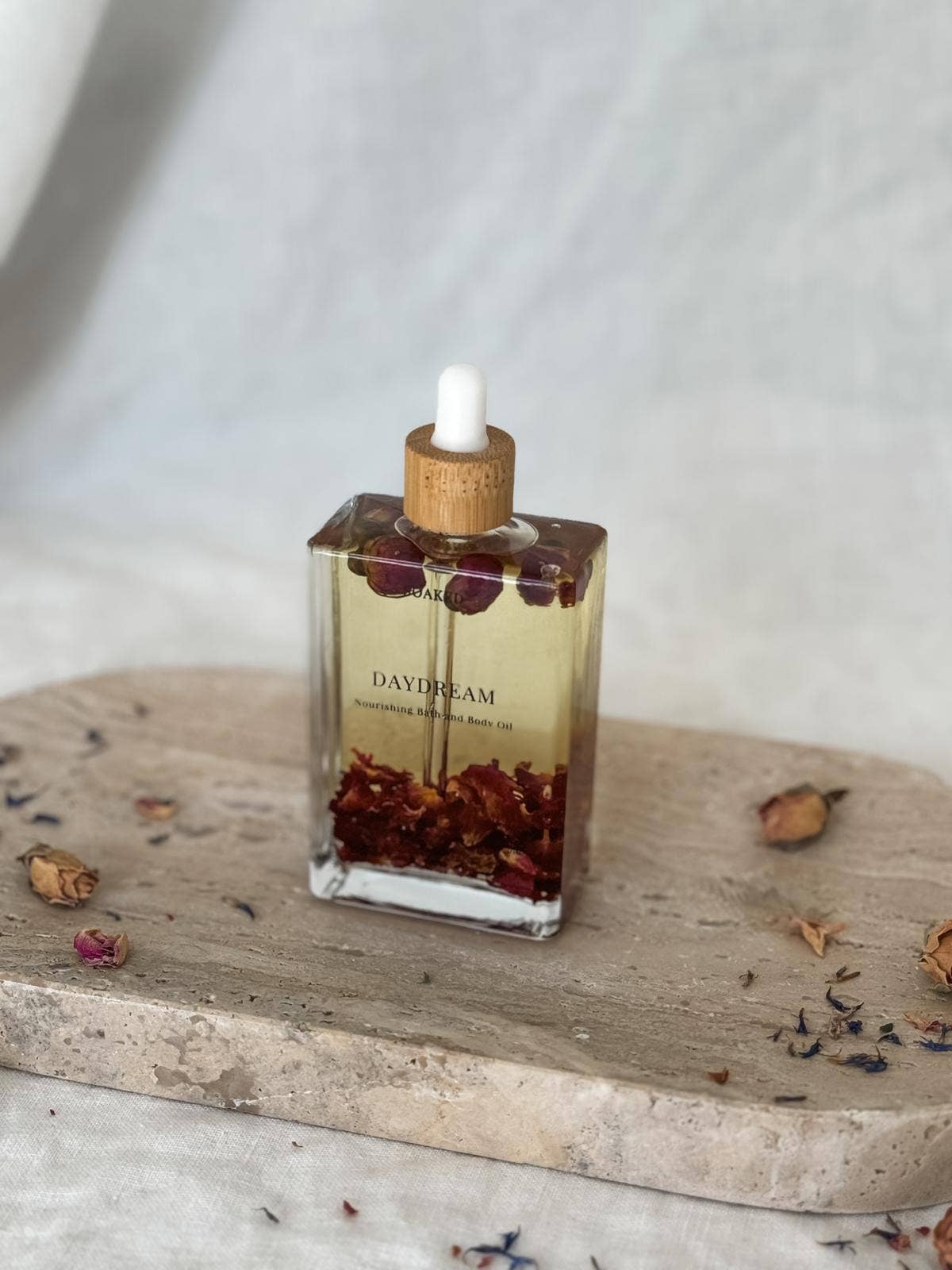 Nourishing Bath and Body Oils 100mls: Daydream