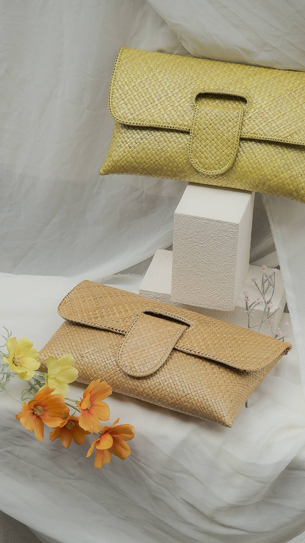Kaya Envelope Clutch: Off-White
