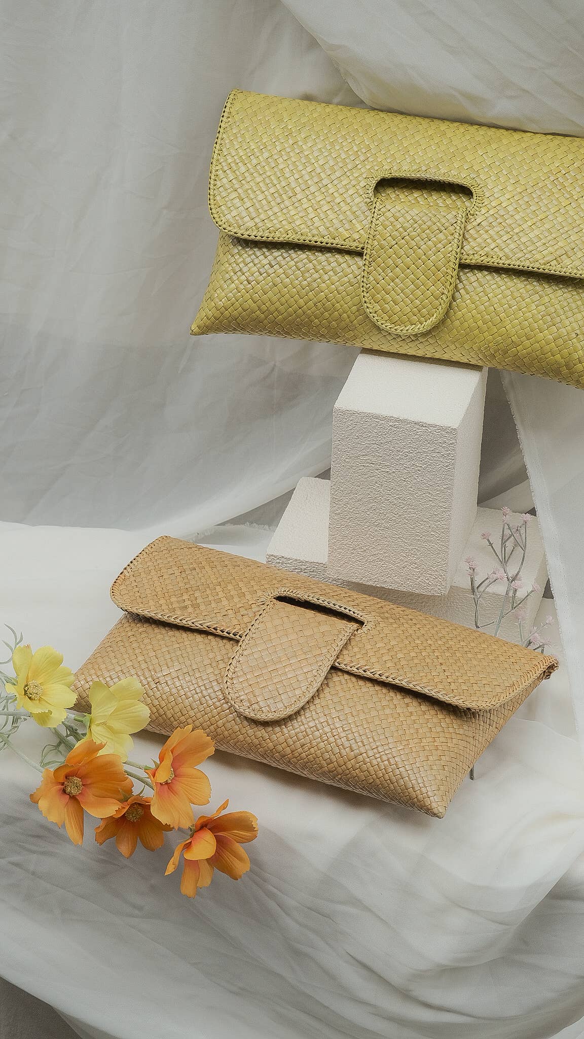 Kaya Envelope Clutch: Off-White