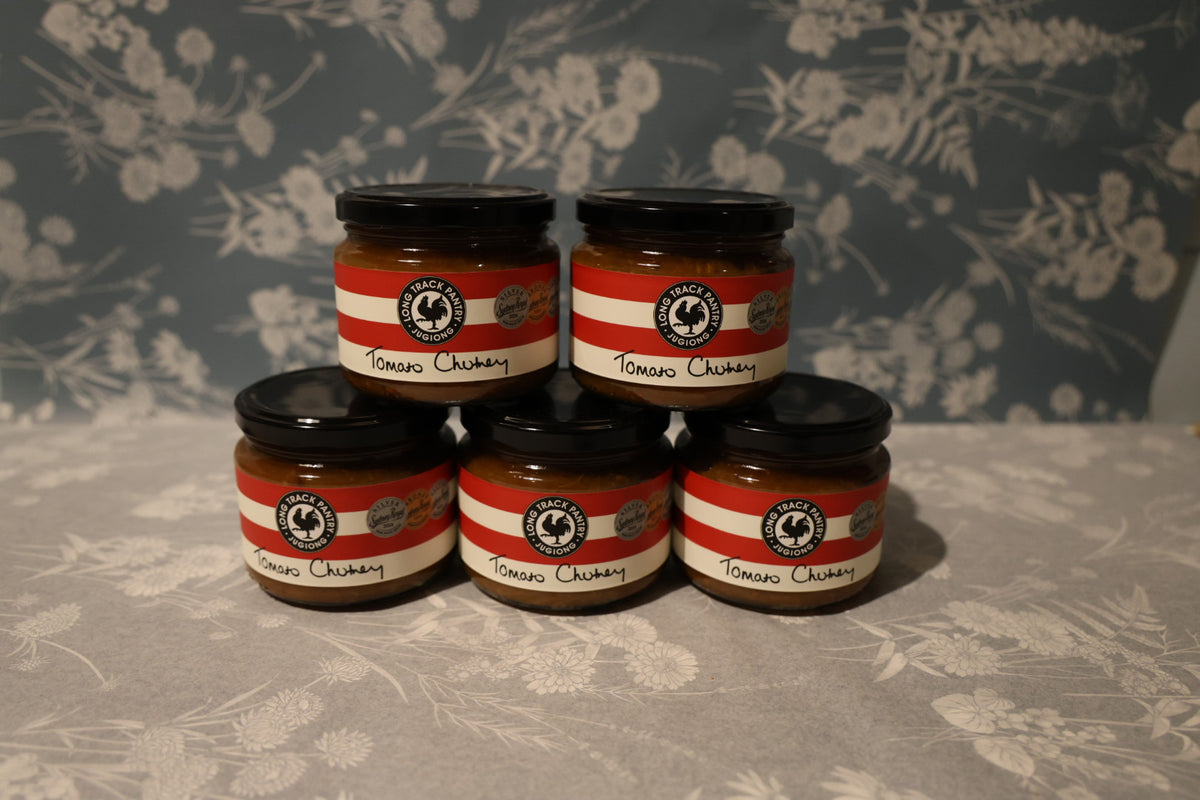 Long track pantry tomato chutney