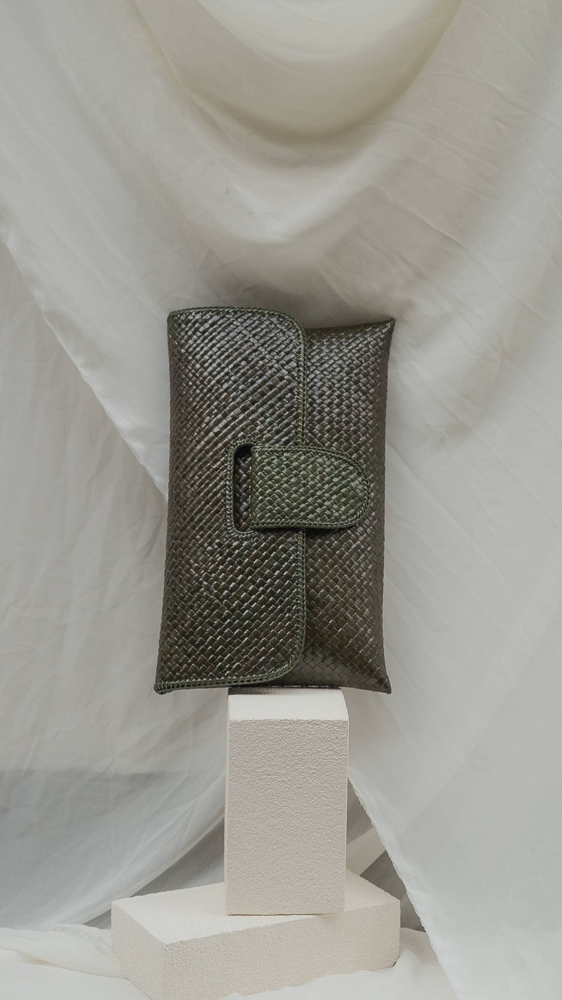 Willow Envelope Clutch: Blue