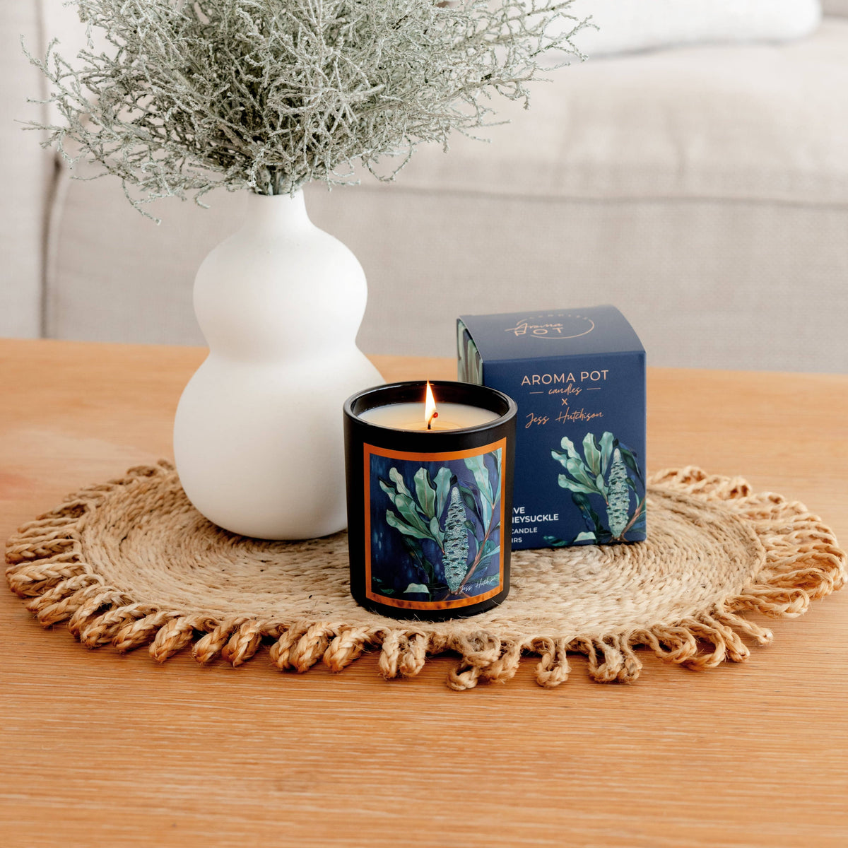 Australian artist soy candle | Native Honeysuckle | 50+hrs