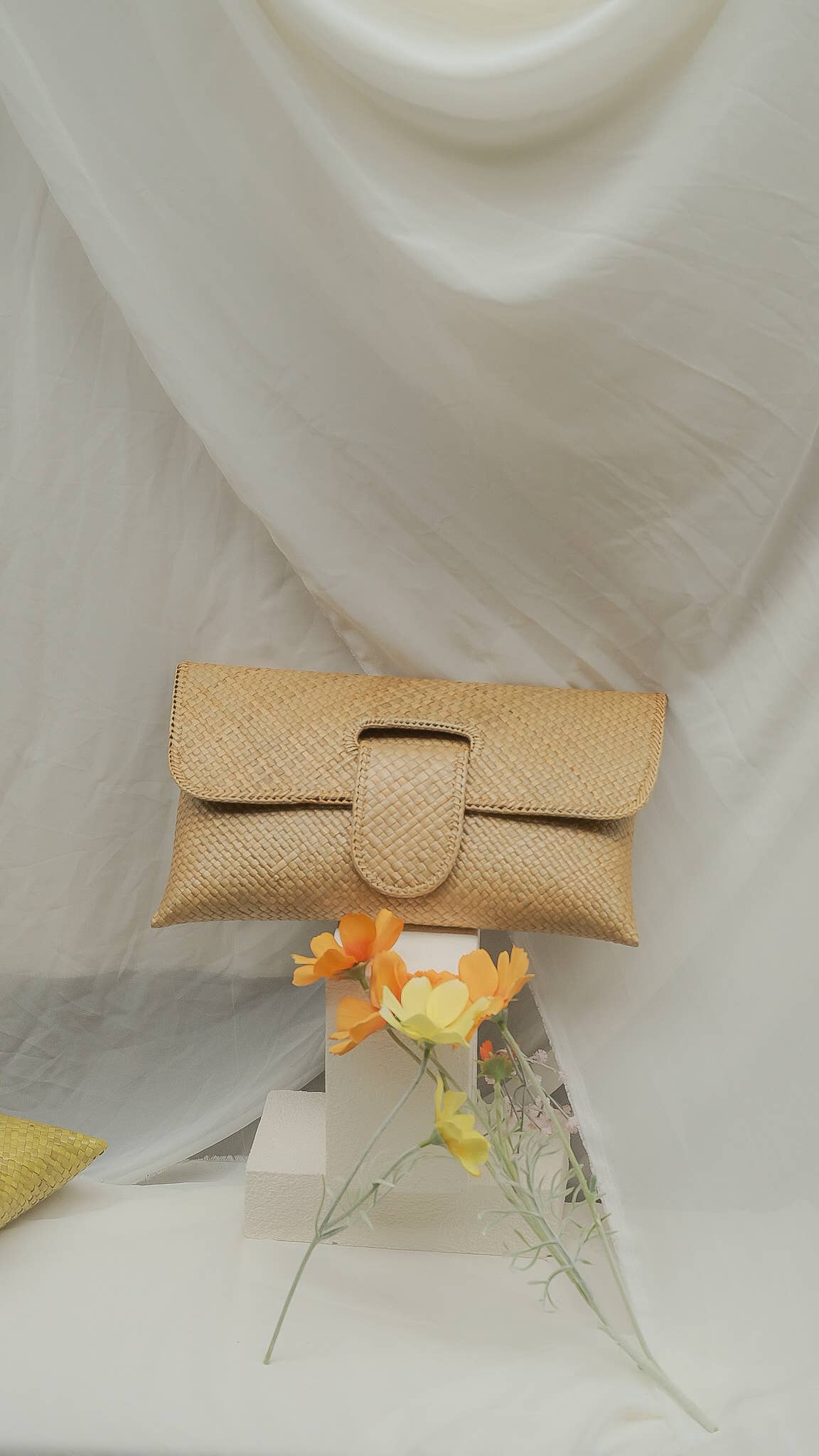 Kaya Envelope Clutch: Off-White