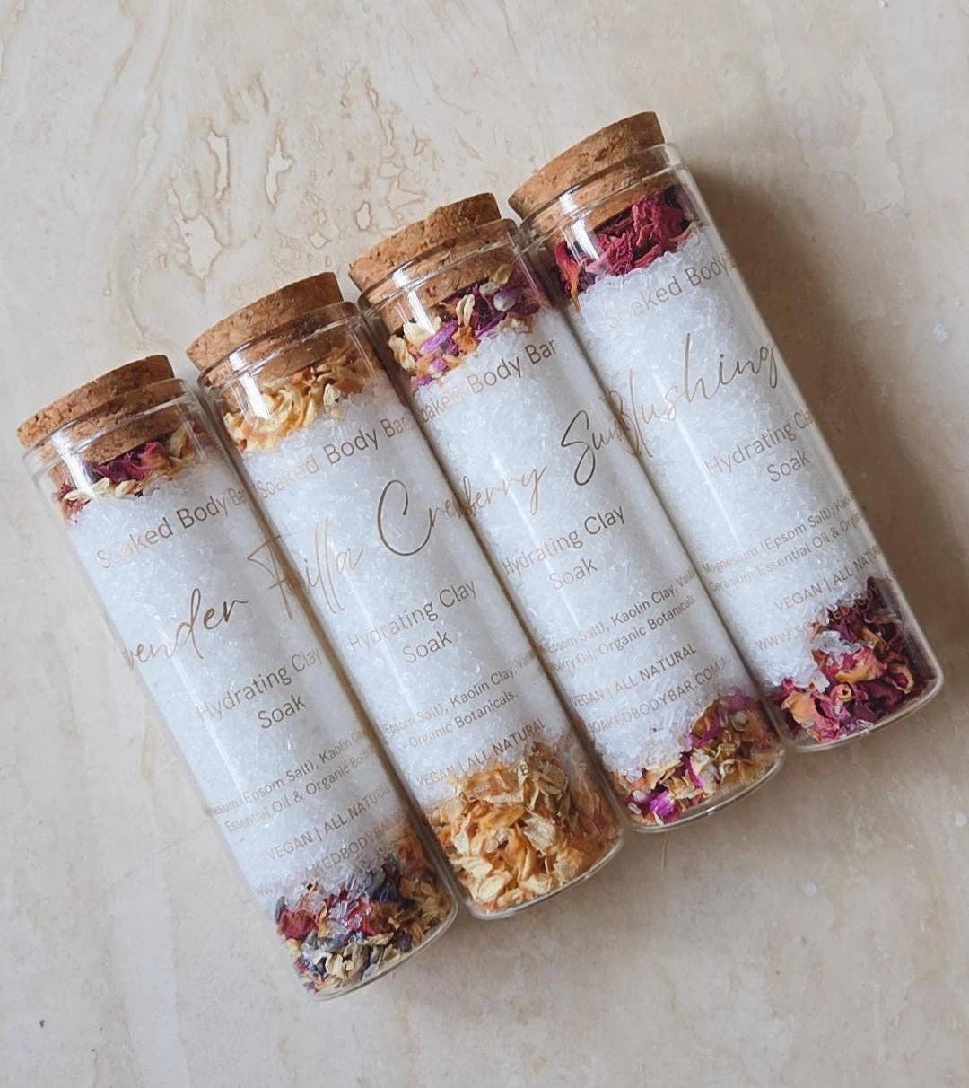 Hydrating Clay Soak: Strawberry Sundae